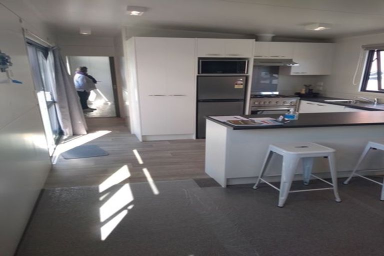 Photo of property in 13 Frederick Street, Carterton, 5713