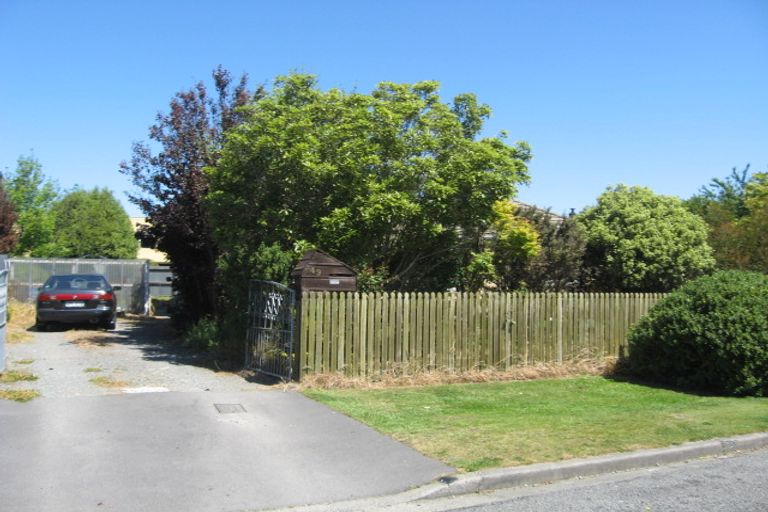 Photo of property in 49 Barnes Road, Redwood, Christchurch, 8051
