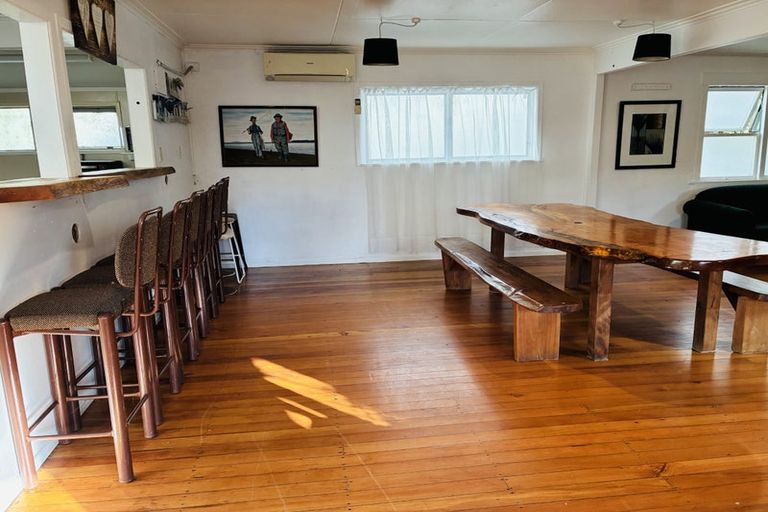 Photo of property in 7 Greys Lane, Paihia, 0200