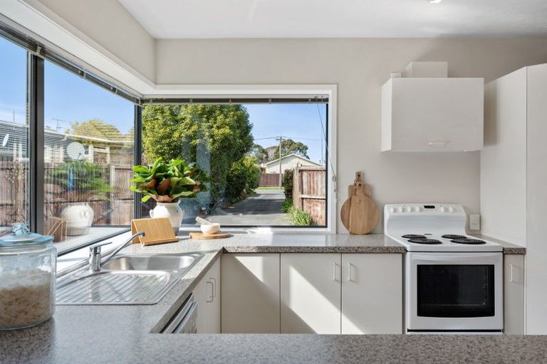 Photo of property in 1/28 Leacroft Street, Bishopdale, Christchurch, 8053