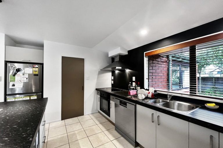 Photo of property in 26 Elmira Avenue, Hokowhitu, Palmerston North, 4410