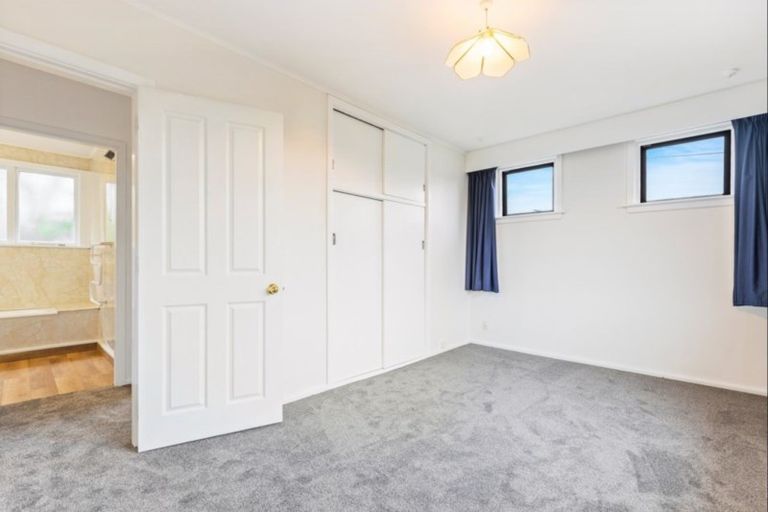 Photo of property in 4 Lovelock Street, Dallington, Christchurch, 8061