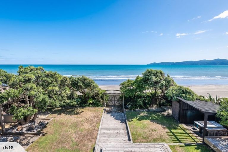 Photo of property in 225 Rosetta Road, Raumati South, Paraparaumu, 5032