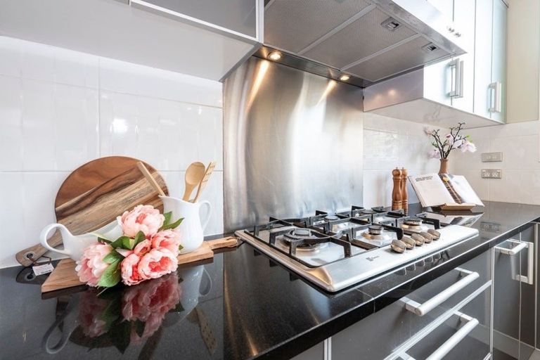 Photo of property in 13 Heidi Crescent, Flat Bush, Auckland, 2016