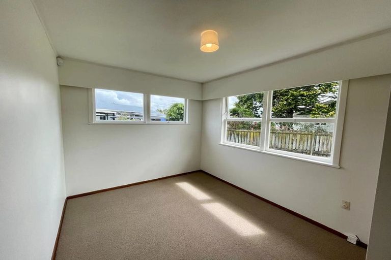 Photo of property in 18 Duke Avenue, Pukekohe, 2120