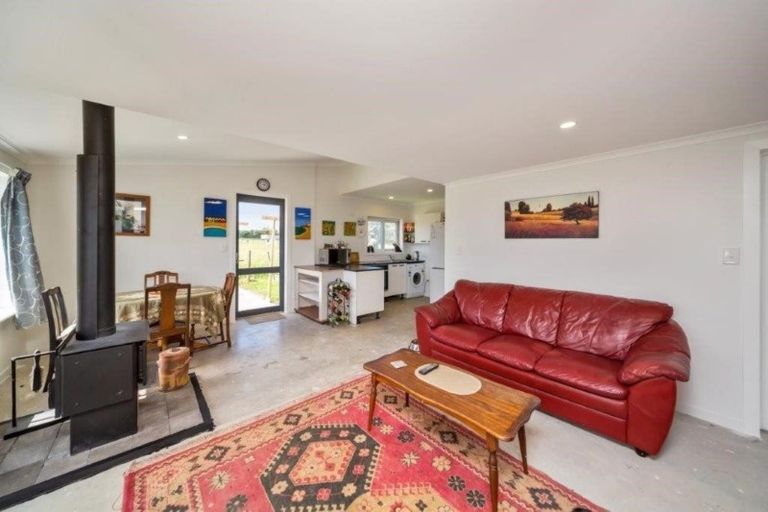 Photo of property in 59 Gisborne Terrace, Opunake, 4616