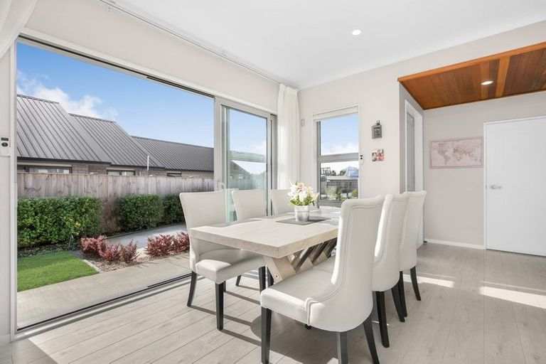 Photo of property in 28 Mareretu Avenue, Patumahoe, Pukekohe, 2679