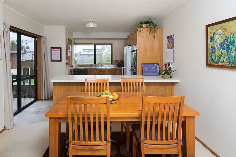 Photo of property in 26b Waller Avenue, Bucklands Beach, Auckland, 2012
