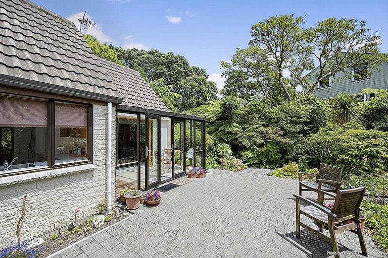 Photo of property in 56 Box Hill, Khandallah, Wellington, 6035