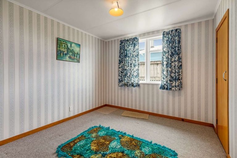 Photo of property in 10 Humphrey Street, Marton, 4710