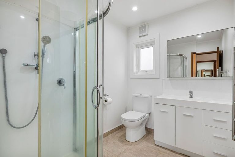 Photo of property in 103 Stapleford Crescent, Browns Bay, Auckland, 0630