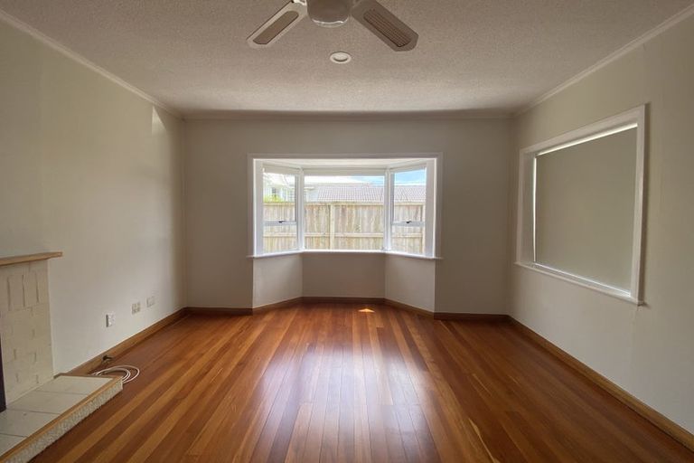 Photo of property in 22 Niccol Avenue, Narrow Neck, Auckland, 0624