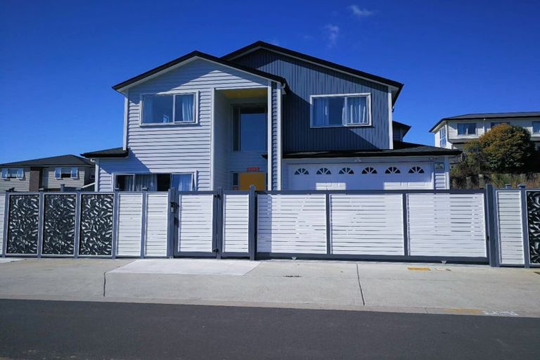 Photo of property in 11 Agnew Place, Albany, Auckland, 0632