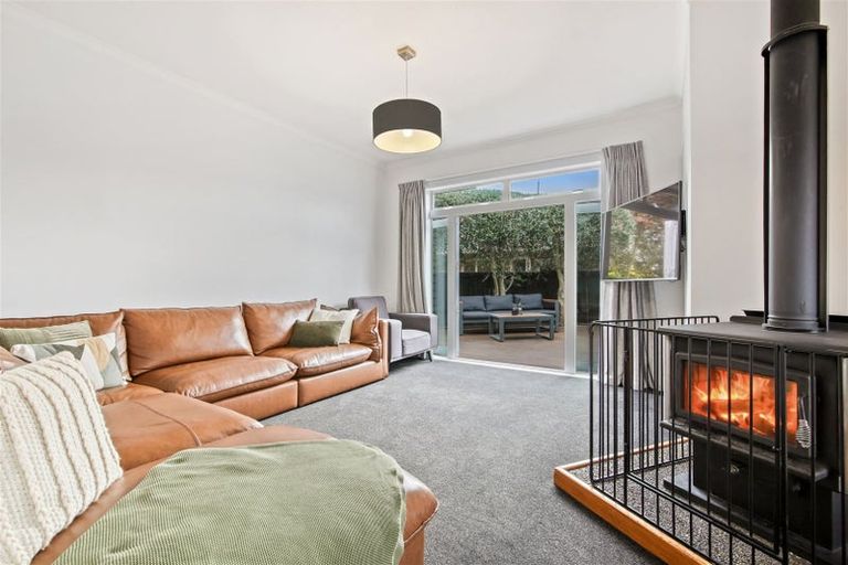 Photo of property in 1 Conway Street, Somerfield, Christchurch, 8024