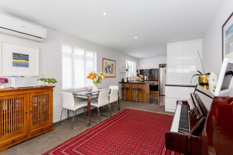 Photo of property in 3/27 Sherborne Street, St Albans, Christchurch, 8014