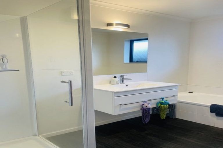 Photo of property in 6 Nga Tupuna Street, Pegasus, 7612