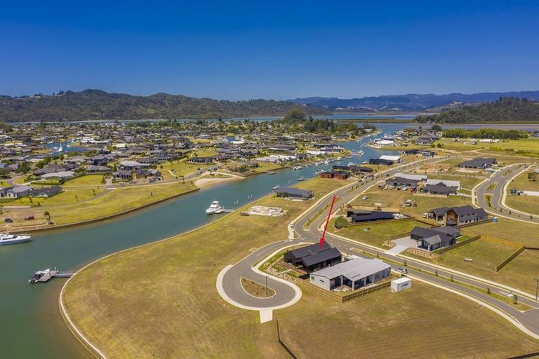 Photo of property in 9 Awatea Drive, Whitianga, 3510