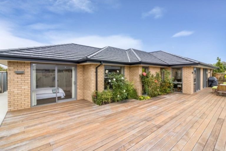 Photo of property in 67 Bradwell Crescent, Halswell, Christchurch, 8025