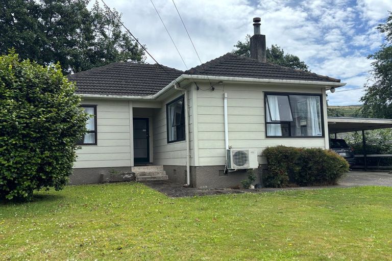 Photo of property in 49 Molesworth Street, Taita, Lower Hutt, 5011