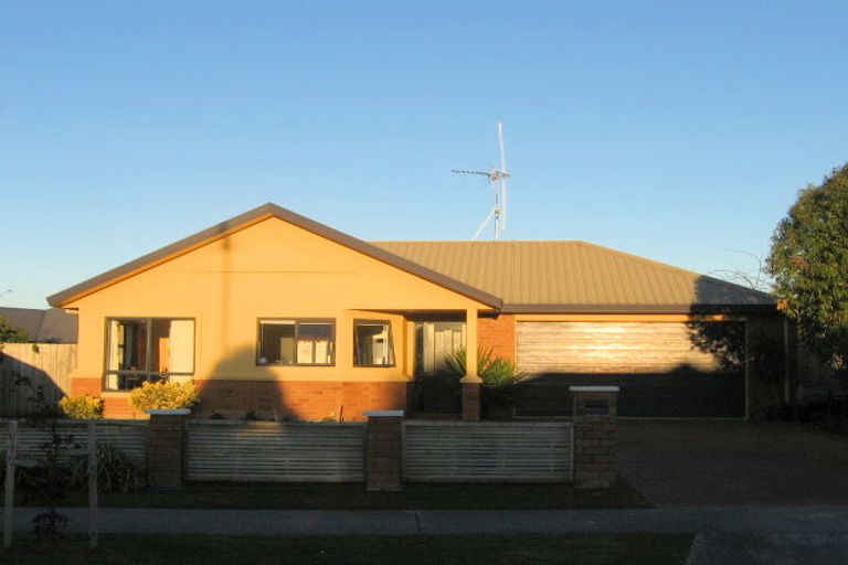 Photo of property in 8 Gambia Grove, Flagstaff, Hamilton, 3210