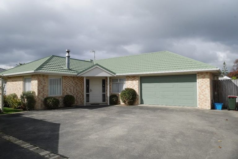 Photo of property in 9 Greenaway Road, Waikanae, 5036