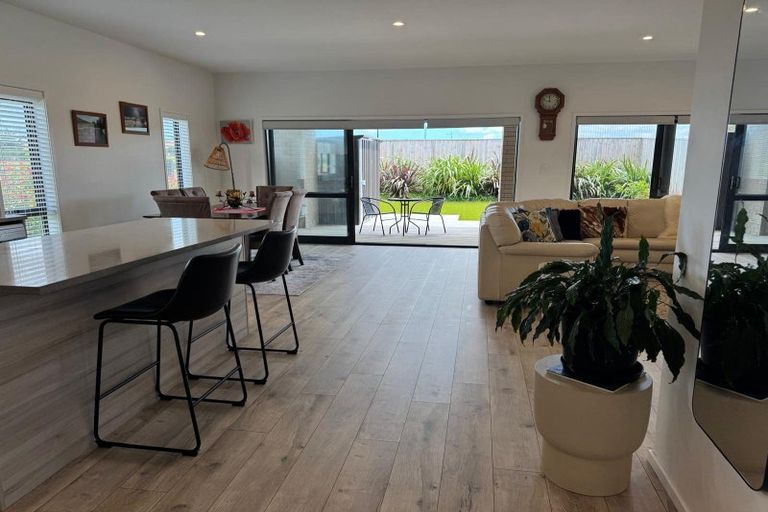 Photo of property in 115 Mutetai Road, Clarks Beach, 2122