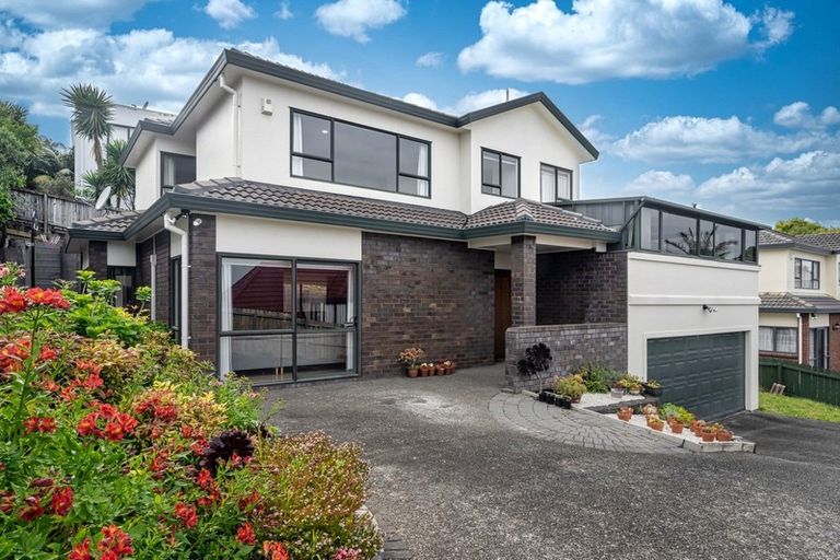 Photo of property in 19b Eske Place, Highland Park, Auckland, 2010