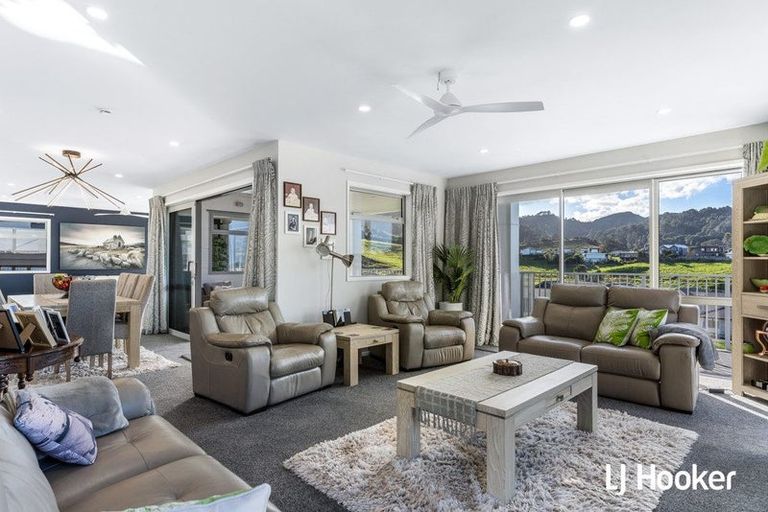 Photo of property in 12 Tohora View, Waihi Beach, 3611