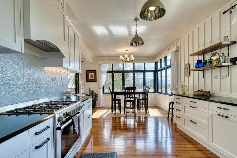 Photo of property in 14 Simla Avenue, Havelock North, 4130