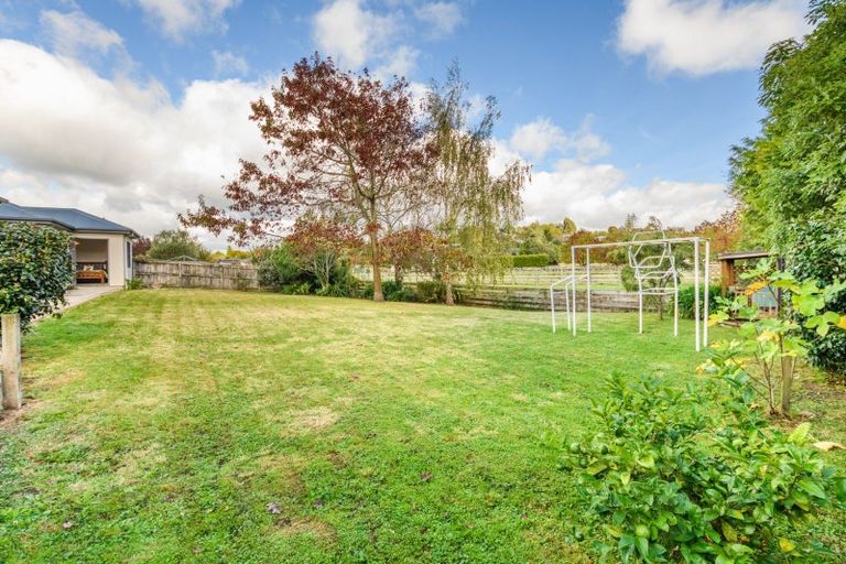 Photo of property in 8 Almond Grove, Feilding, 4702