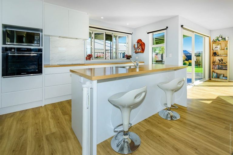 Photo of property in 74 Oaks Drive, Lincoln, 7608