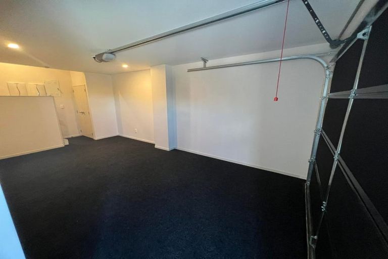 Photo of property in 121 Te Oneroa Way, Long Bay, Auckland, 0630