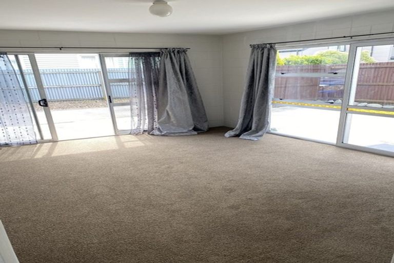 Photo of property in 2/455 Gloucester Street, Linwood, Christchurch, 8011