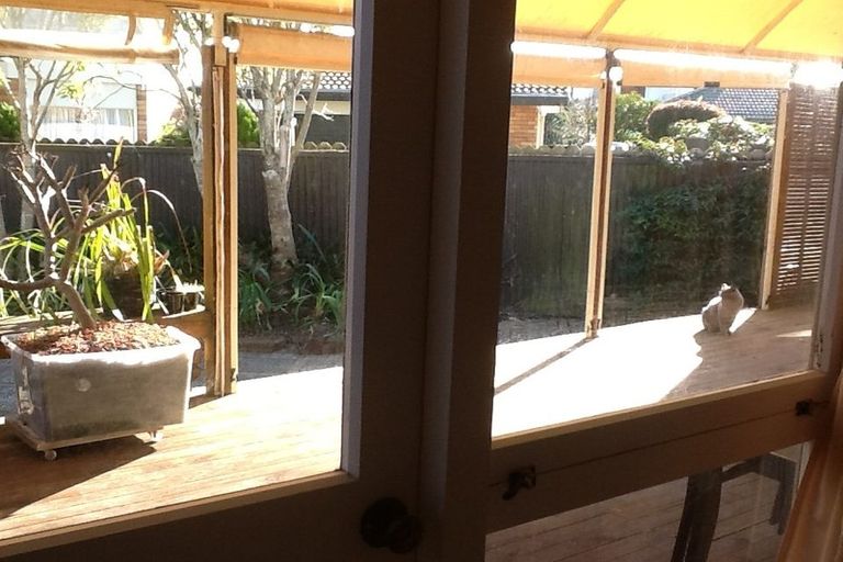 Photo of property in 95 Ocean View Road, Hillcrest, Auckland, 0627