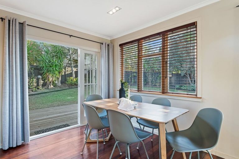 Photo of property in 4 Nutsey Avenue, Northcote, Auckland, 0627