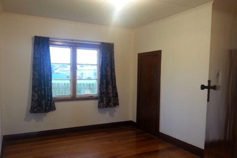 Photo of property in 2c Church Street, Hikurangi, 0114