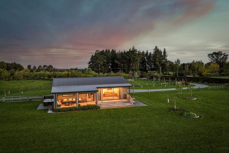 Photo of property in 189a Carrs Road, Loburn, Rangiora, 7472