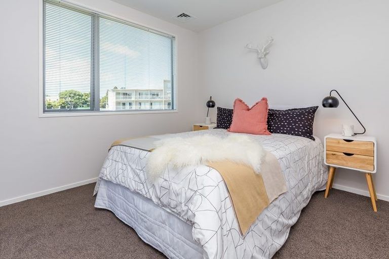 Photo of property in Shoal Haven Apartments, 112a/130 Anzac Street, Takapuna, Auckland, 0622