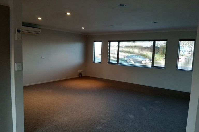Photo of property in 2 Norfolk Street, Tamatea, Napier, 4112