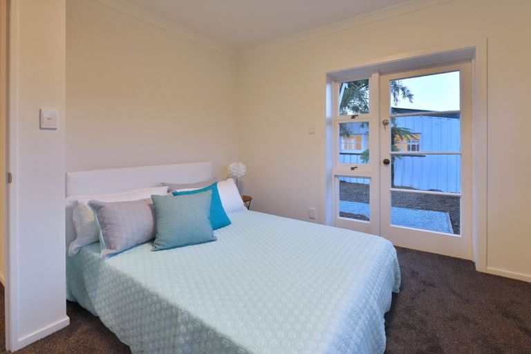 Photo of property in 72 Barrington Street, Somerfield, Christchurch, 8024