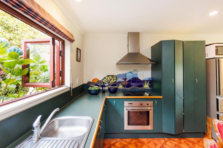 Photo of property in 220 Valley Views, Fitzherbert, Palmerston North, 4472