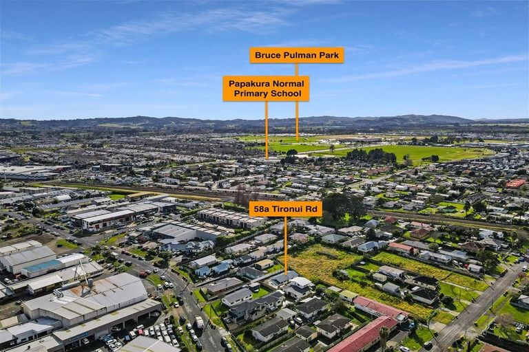 Photo of property in 58a Tironui Road, Takanini, 2112