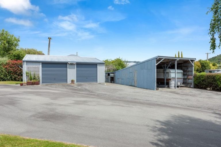 Photo of property in 252b Waikawa Road, Waikawa, Picton, 7220