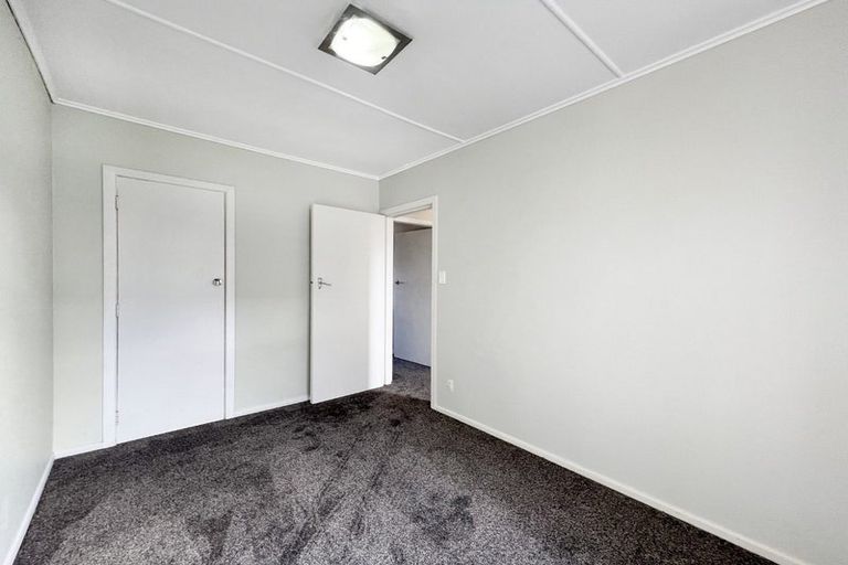 Photo of property in 5/1068 Fergusson Drive, Clouston Park, Upper Hutt, 5018
