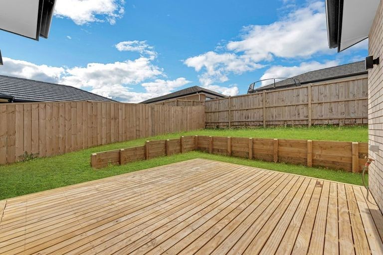 Photo of property in 39b Leathem Crescent, Pokeno, 2402