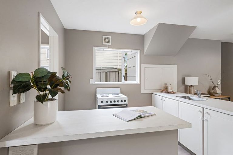 Photo of property in 3/16 Grenville Street, Waltham, Christchurch, 8011