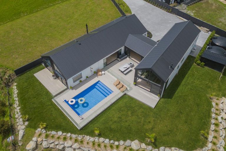 Photo of property in 5 Joyce Harsant Place, Cooks Beach, 3591