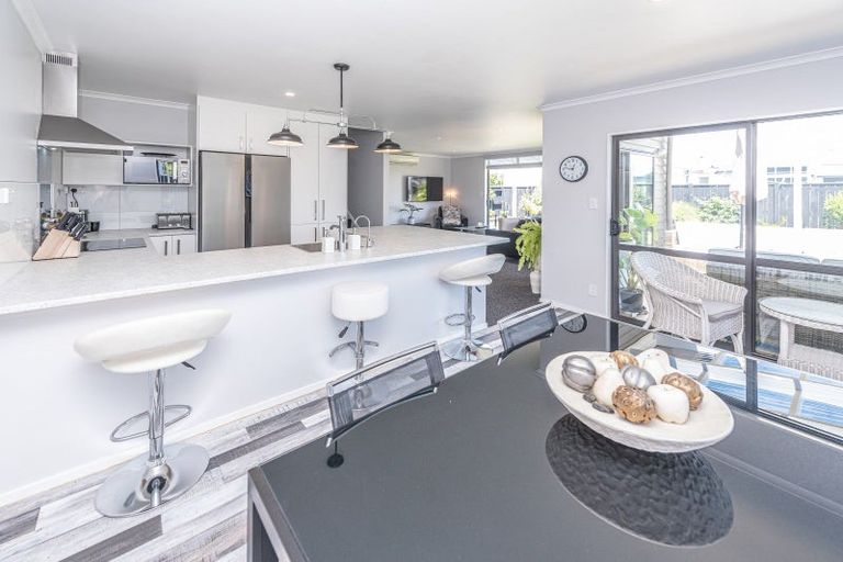 Photo of property in 13 Kamahi Street, Castlecliff, Whanganui, 4501