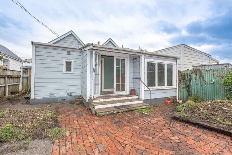 Photo of property in 22 Niblett Street, Whanganui, 4500