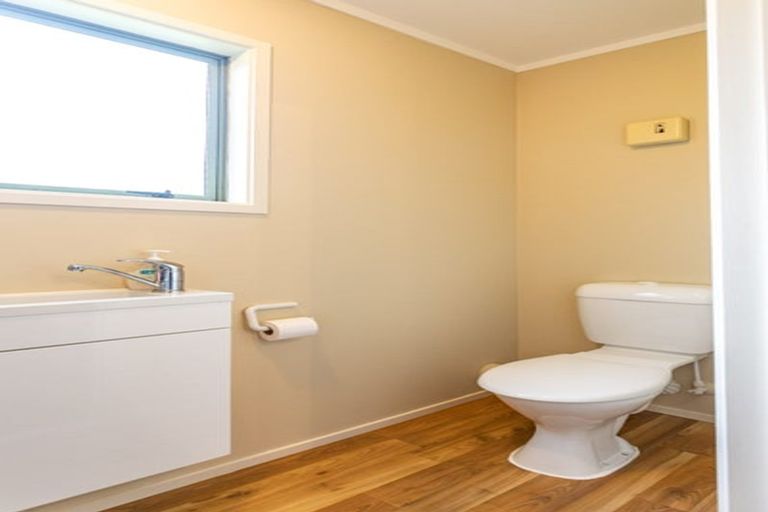 Photo of property in 11 Marlin Place, Whiritoa, Whangamata, 3691